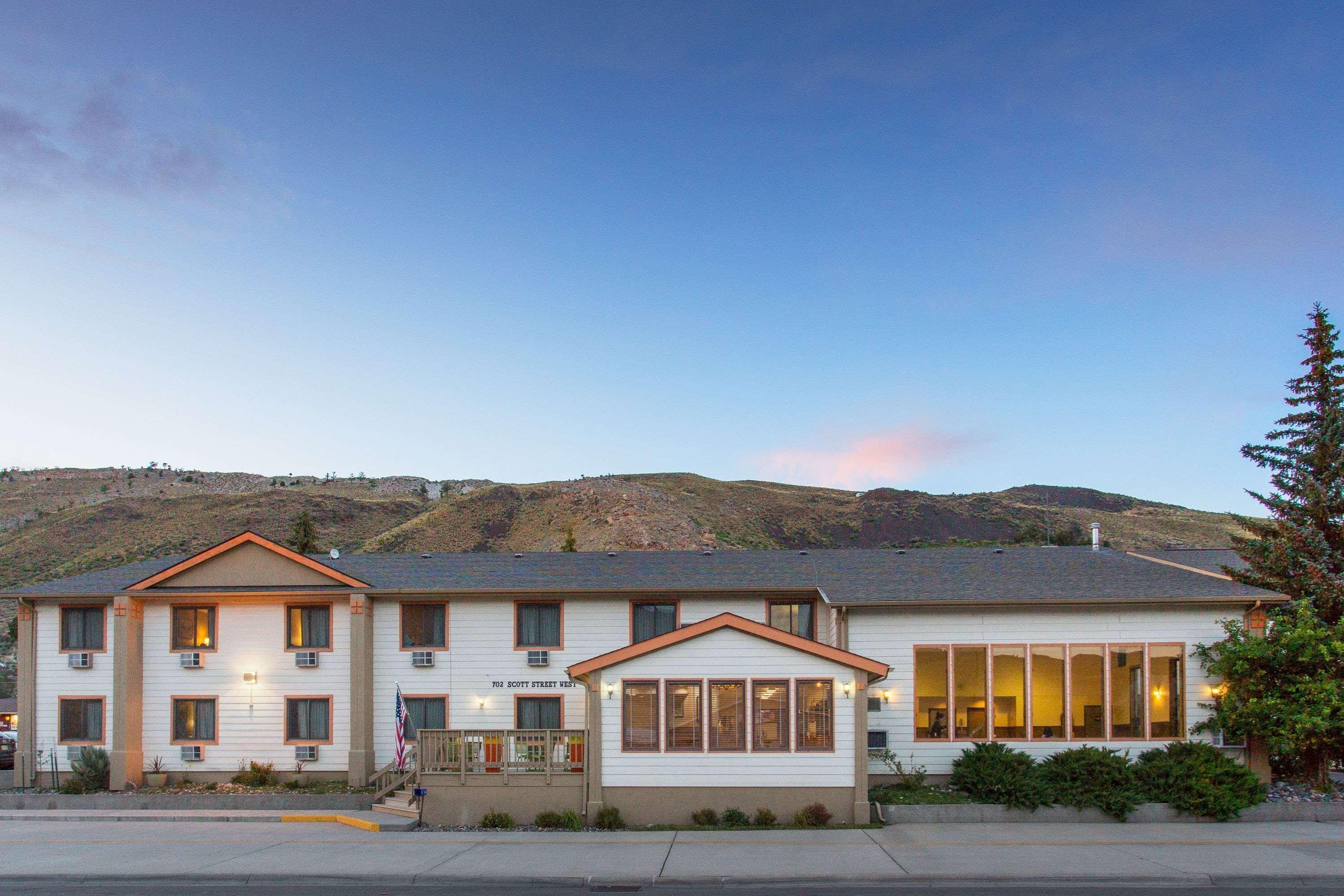 Super 8 By Wyndham Gardiner/Yellowstone Park Area Ngoại thất bức ảnh