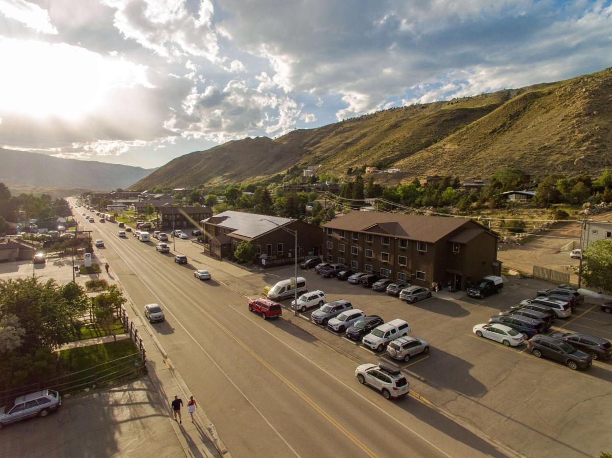 Super 8 By Wyndham Gardiner/Yellowstone Park Area Ngoại thất bức ảnh
