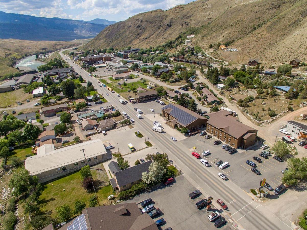 Super 8 By Wyndham Gardiner/Yellowstone Park Area Ngoại thất bức ảnh